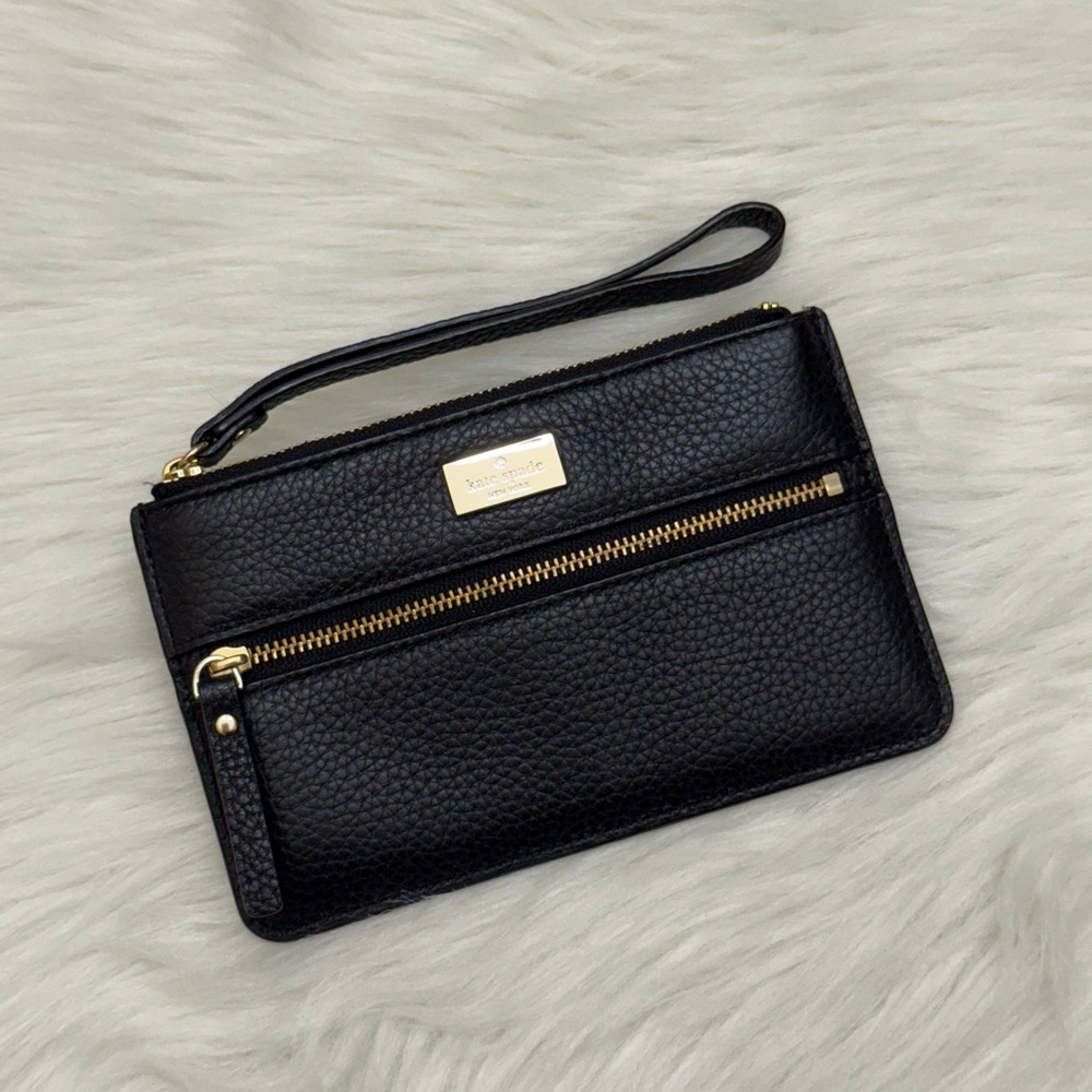 KATE SPADE - BLACK NEW YORK HIGHLAND PLACE WRISTLET - Picture 2 of 10